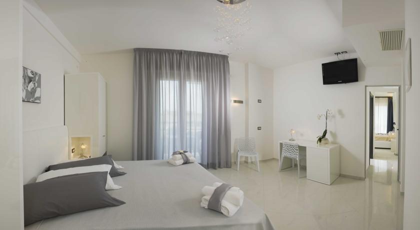 Hotel Nord Est Габічче-Маре Номер фото