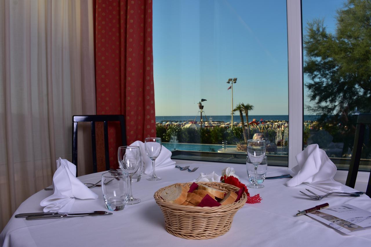 Hotel Nord Est Габічче-Маре Екстер'єр фото